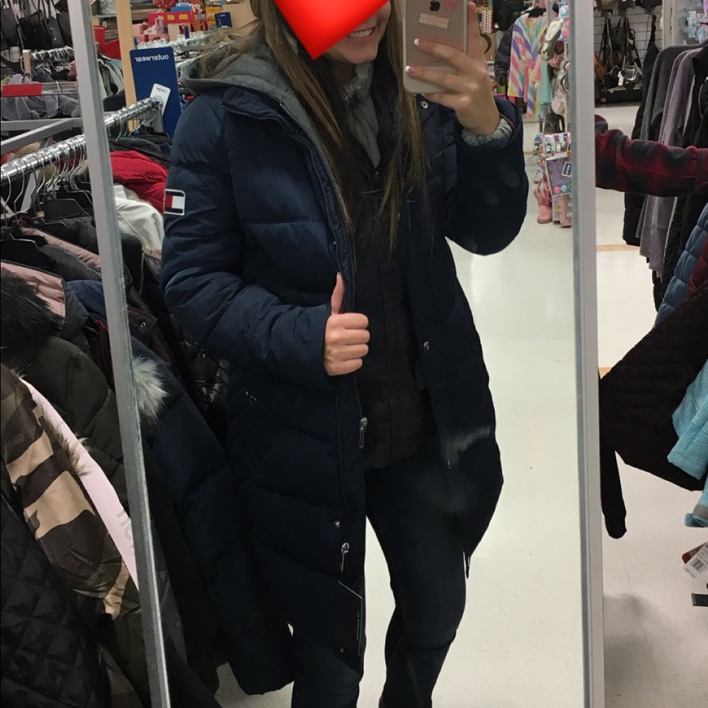 Long Tommy Hilfiger coat with knit hood
